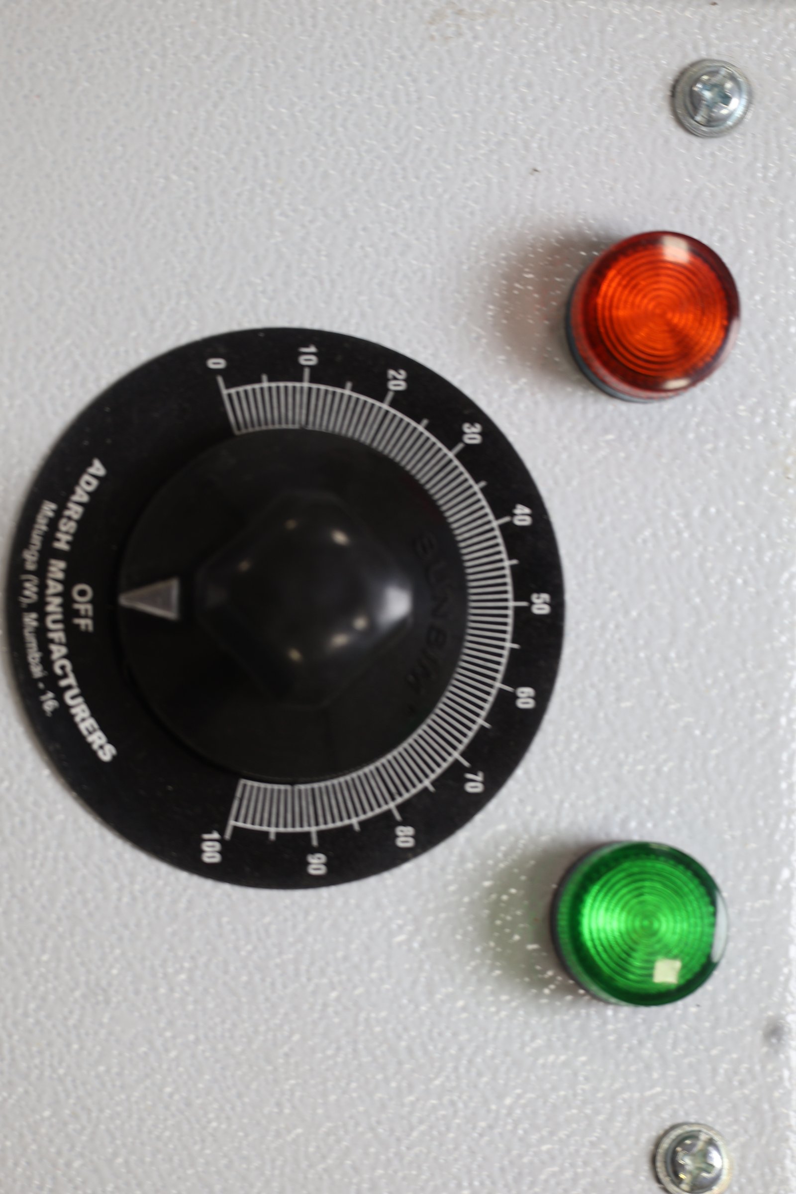 Heat control box with MCB. - View 3